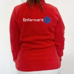 Polar Rojo Mujer Bordado