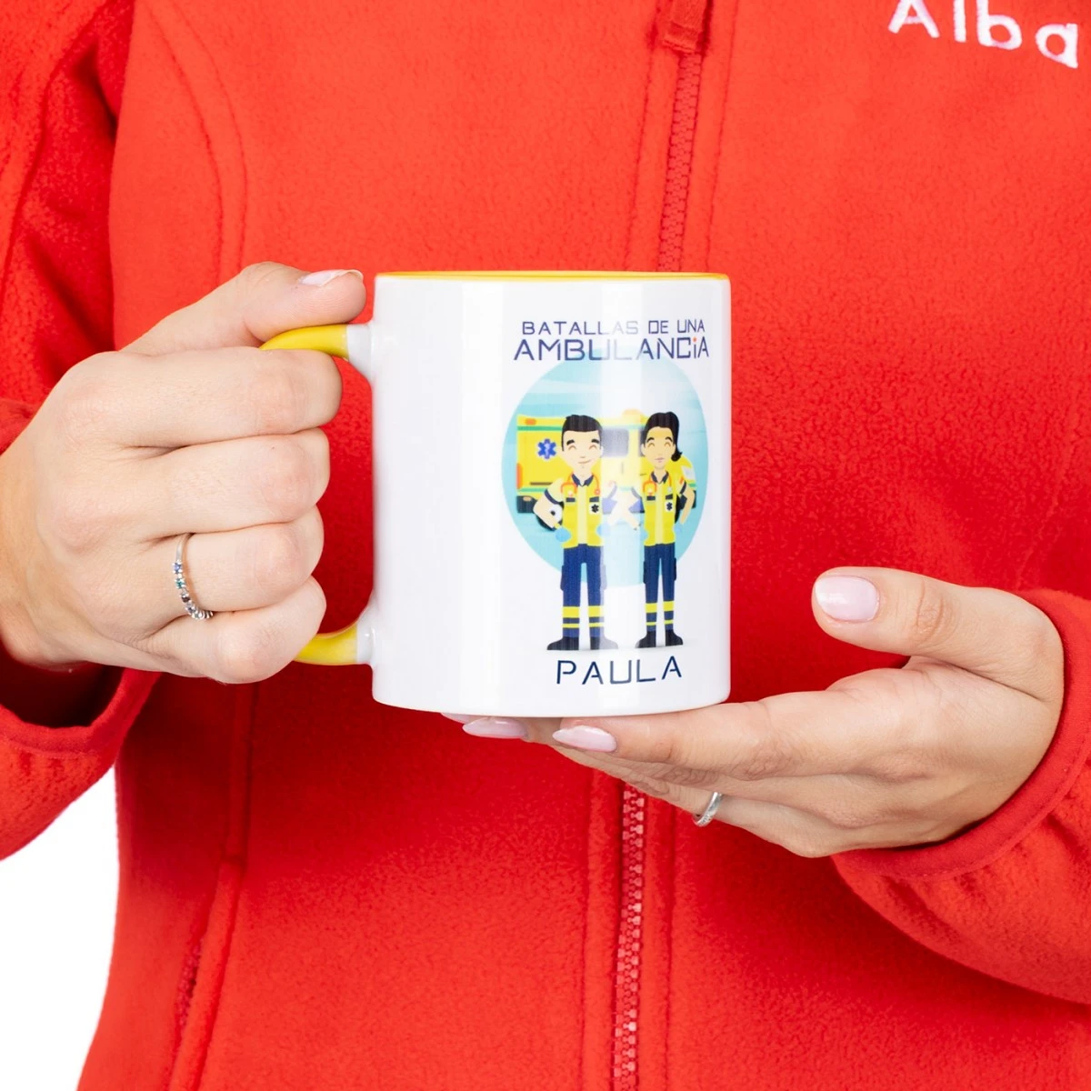 Taza Amarilla TES - Batallas De Una Ambulancia 2 Taza Amarilla TES - Batallas De Una Ambulancia - Imagen 2