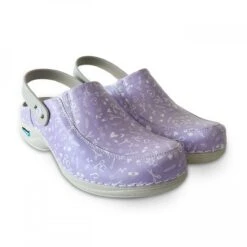 Zueco Sanitario Estampado Piel Lavable - Sweet Lavanda -Enfermania zueco sanitario estampado piel lavable sweet lavanda 5